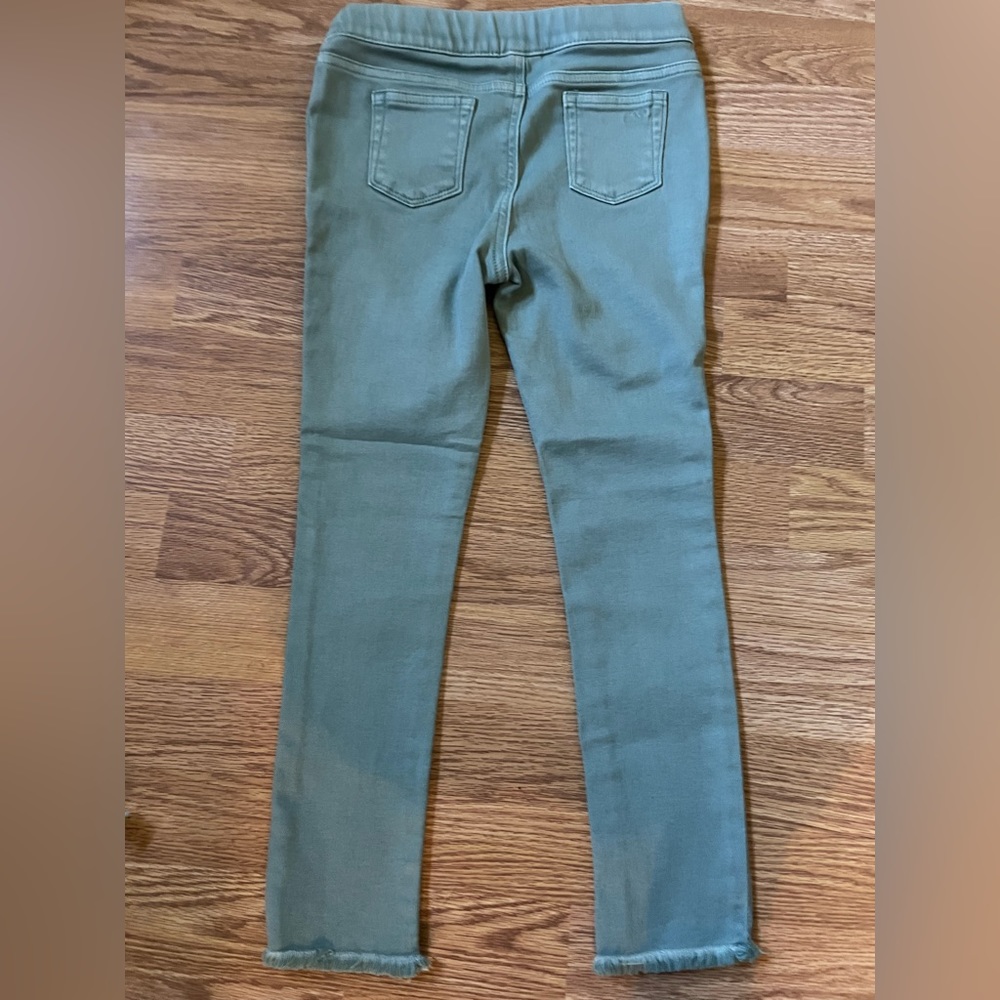 Vineyard Vines girls size 7 skinny jeans NWOT